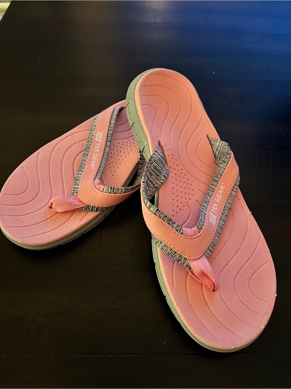 Tek Gear Pink Foam Flip Flops Women’s 8.5 9 8 1/2
